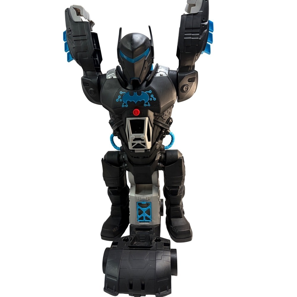 Mattel DC Comics Batman Bat-Tech Batbot Transforming Robot Action Figure GWT23